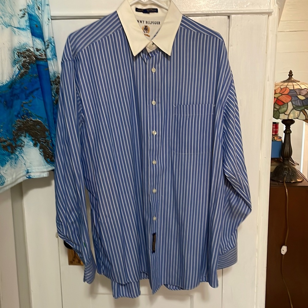 Tommy Hilfiger 100% Cotton Blue Pinstriped Dress Shirt White Collar 16 34-35